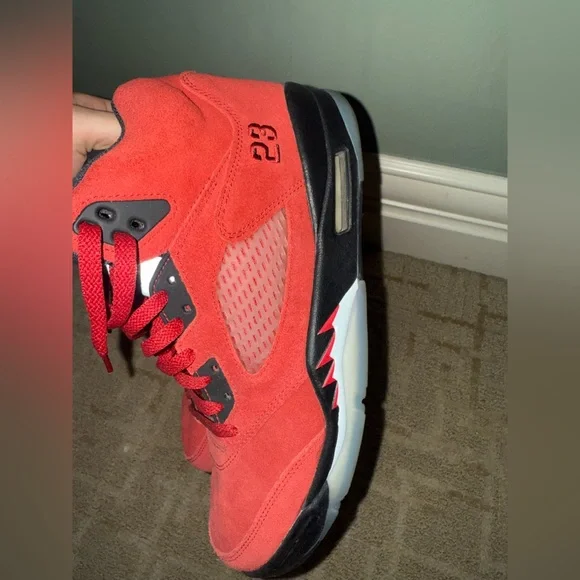 Air Jordan 5 Retro 'Raging Bull' 2021